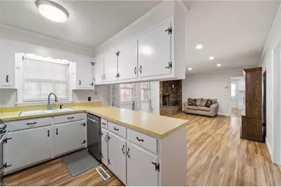 2909 Marlborough Road, Burlington, NC 27215 - Photo 14