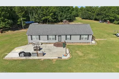 139 Horseshoe Road, Rockingham, NC 28379 - Photo 2
