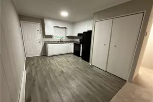 115 Cox Ave, Thomasville, NC 27360 - Photo 8