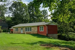 629 Oakland Dr, Elkin, NC 28621 - Photo 28