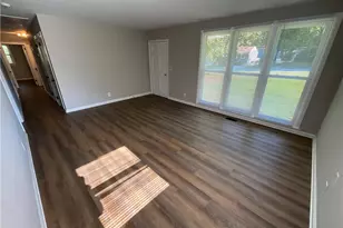 1413 Gracewood Dr, Greensboro, NC 27408 - Photo 10