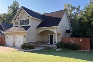 5450 Alamo Dr, Winston-Salem, NC 27104 - Photo 2