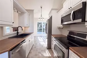 124 Manor Ridge Way, Lexington, NC 27292 - Photo 2
