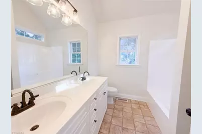 124 Manor Ridge Way, Lexington, NC 27292 - Photo 18