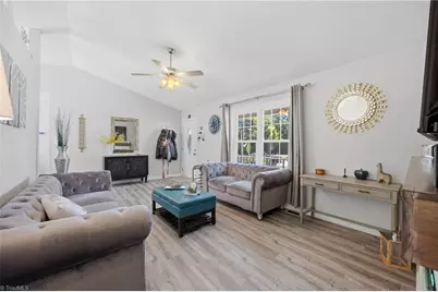 130 Garden Street, Thomasville, NC 27360 - Photo 8
