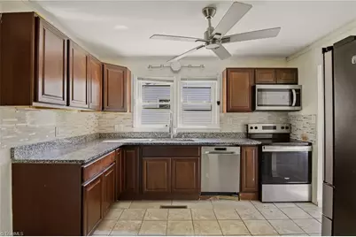 1602 Crystal Lane, Greensboro, NC 27403 - Photo 8