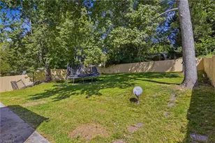 1602 Crystal Ln, Greensboro, NC 27403 - Photo 28