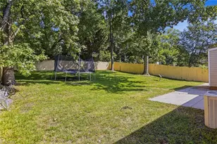 1602 Crystal Ln, Greensboro, NC 27403 - Photo 30