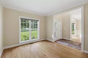 814 Troublesome Creek Dr, Greensboro, NC 27455 - Photo 8