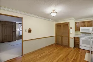 5720 Birchdale Dr, Winston-Salem, NC 27106 - Photo 10