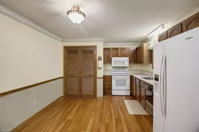 5720 Birchdale Drive, Winston-Salem, NC 27106 - Photo 8
