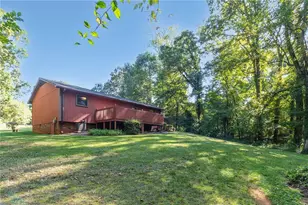 5720 Birchdale Dr, Winston-Salem, NC 27106 - Photo 4