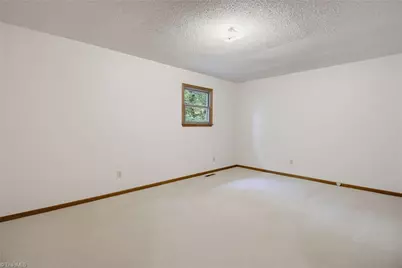 5720 Birchdale Drive, Winston-Salem, NC 27106 - Photo 20