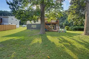 2916 Martinsville Rd, Greensboro, NC 27408 - Photo 26