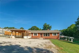 624 Gilbreath St, Graham, NC 27253 - Photo 6