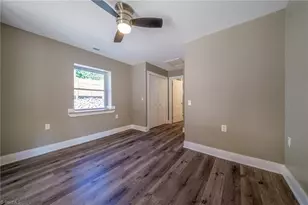 624 Gilbreath St, Graham, NC 27253 - Photo 8