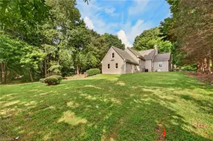 3907 Buncombe Dr, Greensboro, NC 27407 - Photo 38