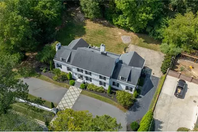 1313 Robin Hood Road, High Point, NC 27262 - Photo 44