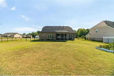 252 Rosewood Drive, Winston-Salem, NC 27127 - Photo 30