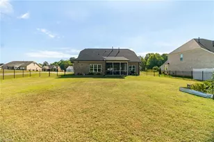 252 Rosewood Dr, Winston-Salem, NC 27127 - Photo 30