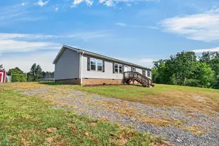 1641 Dodgetown Rd, Walnut Cove, NC 27052 - Photo 6