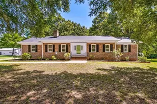 124 Clydes Dr, Reidsville, NC 27320 - Photo 1