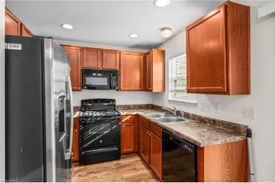 406 Mourning Dove Terrace, Greensboro, NC 27409 - Photo 8