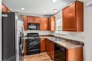 406 Mourning Dove Terrace, Greensboro, NC 27409 - Photo 8