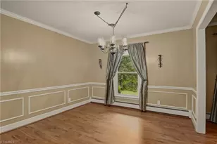 5806 Carriage Ln, Greensboro, NC 27410 - Photo 6