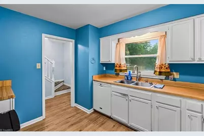 3835 Johnson Street #D, High Point, NC 27265 - Photo 12