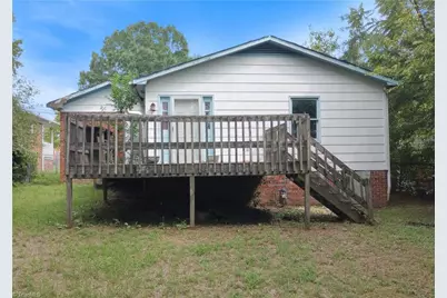 2202 Pear Street, Greensboro, NC 27401 - Photo 2