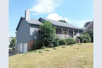 2512 Calumet Court, High Point, NC 27265 - Photo 2