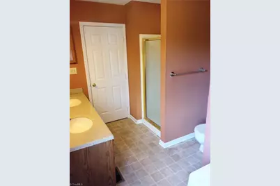 2512 Calumet Court, High Point, NC 27265 - Photo 20