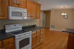130 Lemons St, Stoneville, NC 27048 - Photo 14