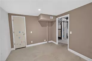 4472 Nc Hwy 268, Pilot Mountain, NC 27041 - Photo 22