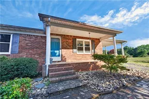 4472 Nc Hwy 268, Pilot Mountain, NC 27041 - Photo 4