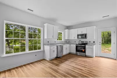 1215 R C Baldwin Avenue, High Point, NC 27260 - Photo 12