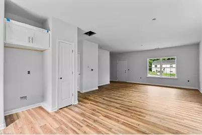 1215 R C Baldwin Avenue, High Point, NC 27260 - Photo 14