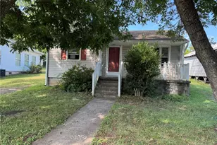 902 Watson St, Reidsville, NC 27320 - Photo 2