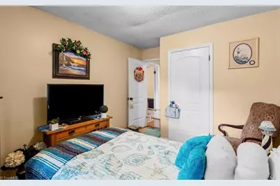 203 Dolly Road, Madison, NC 27025 - Photo 28