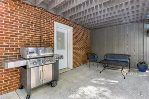 714 Old Barn Cir, Pilot Mountain, NC 27041 - Photo 32