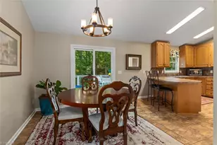 714 Old Barn Cir, Pilot Mountain, NC 27041 - Photo 8