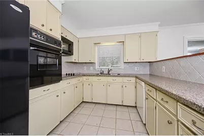 2961 Northbridge Road, Winston-Salem, NC 27103 - Photo 10