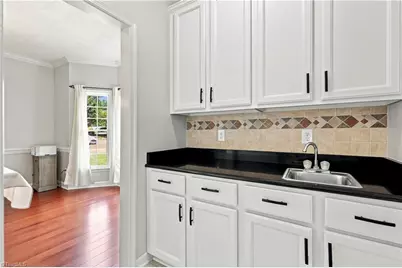 6215 High View Road, Greensboro, NC 27410 - Photo 14
