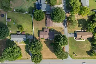 1429 Oak Ridge Rd, Kernersville, NC 27284 - Photo 46
