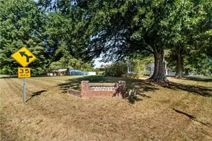 1429 Oak Ridge Rd, Kernersville, NC 27284 - Photo 50