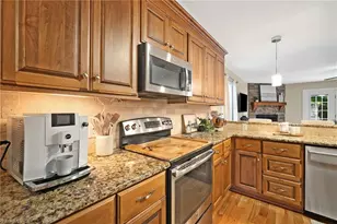 822 Montgomery Ct, Walnut Cove, NC 27052 - Photo 8