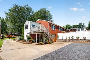 1027 Shamrock Rd, Asheboro, NC 27203 - Photo 6