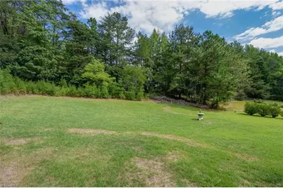 422 Cypress Drive, Reidsville, NC 27320 - Photo 32