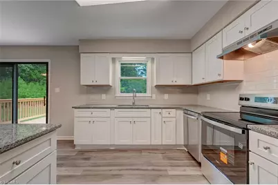 422 Cypress Drive, Reidsville, NC 27320 - Photo 14
